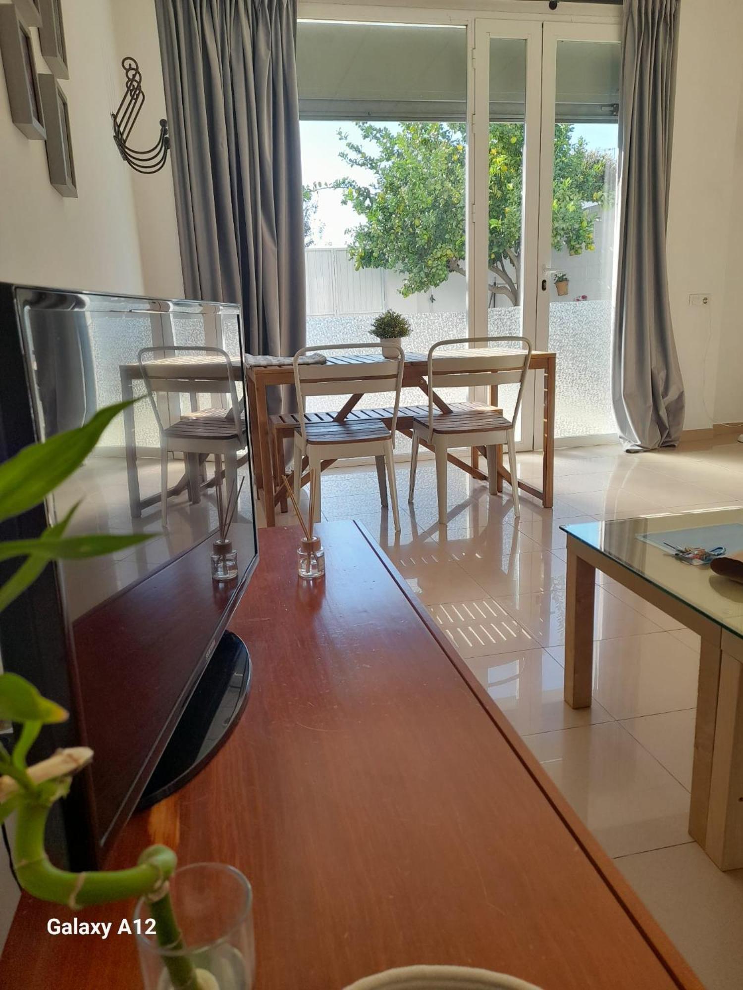 Acogedor Loft A 30 Minutos De La Playa Y Montana Lägenhet Lebrija Exteriör bild